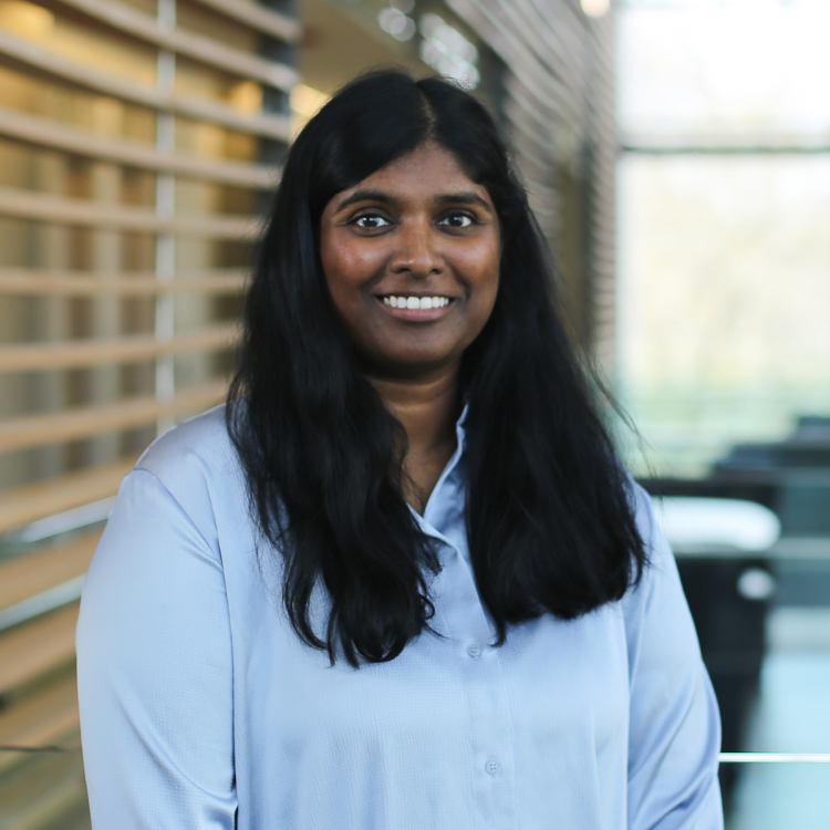 Dr.  Roshini Kulanthaivelu